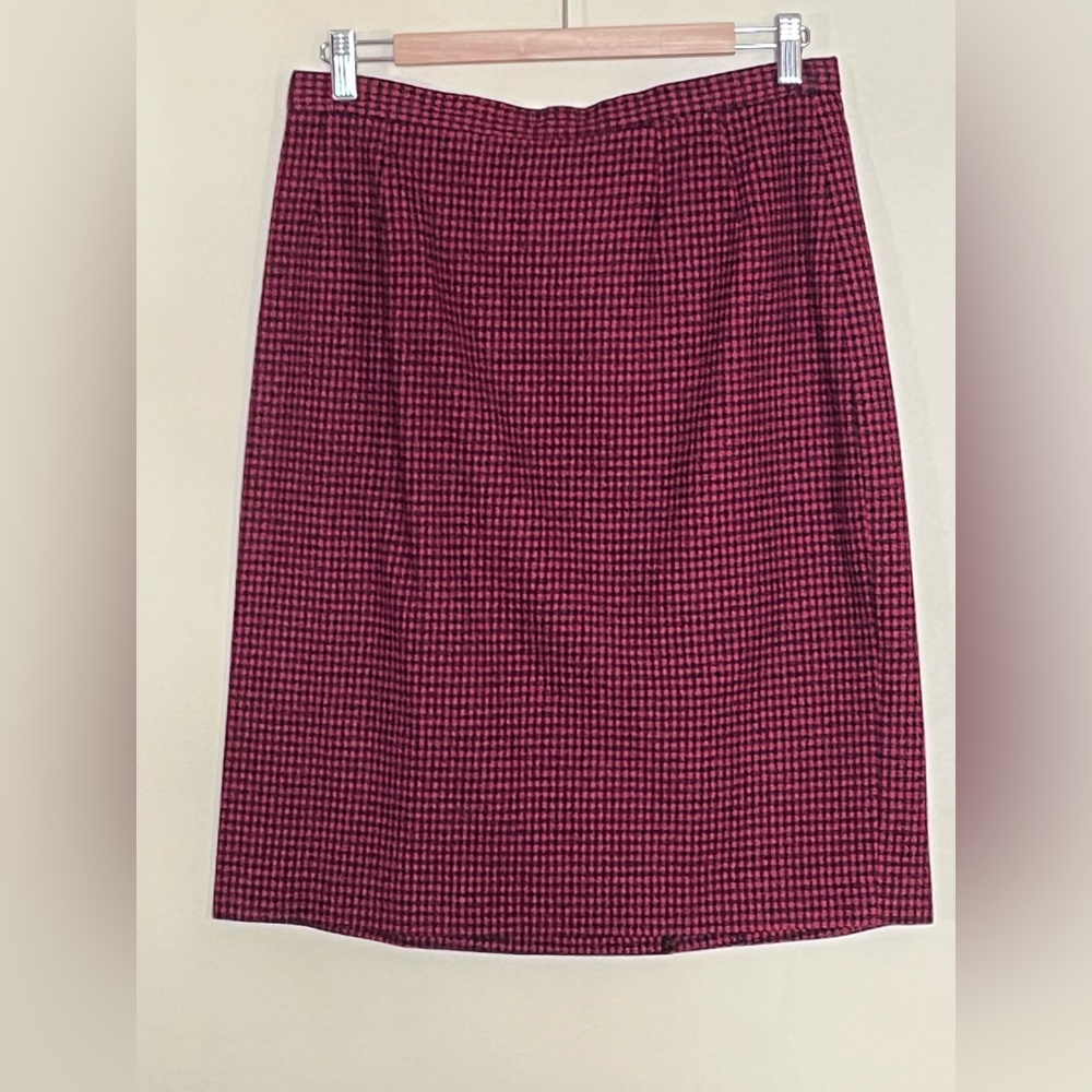 Limited Red and Black Houndstooth Skirt